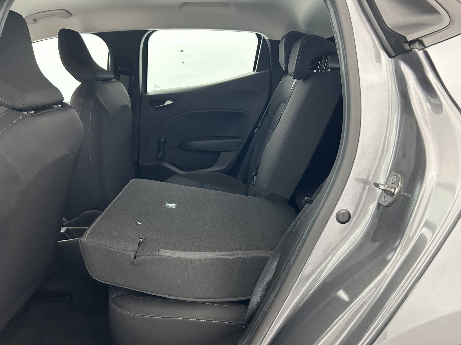 Vente en ligne Renault Clio 5 Clio TCe 90 au prix de 14 990 €