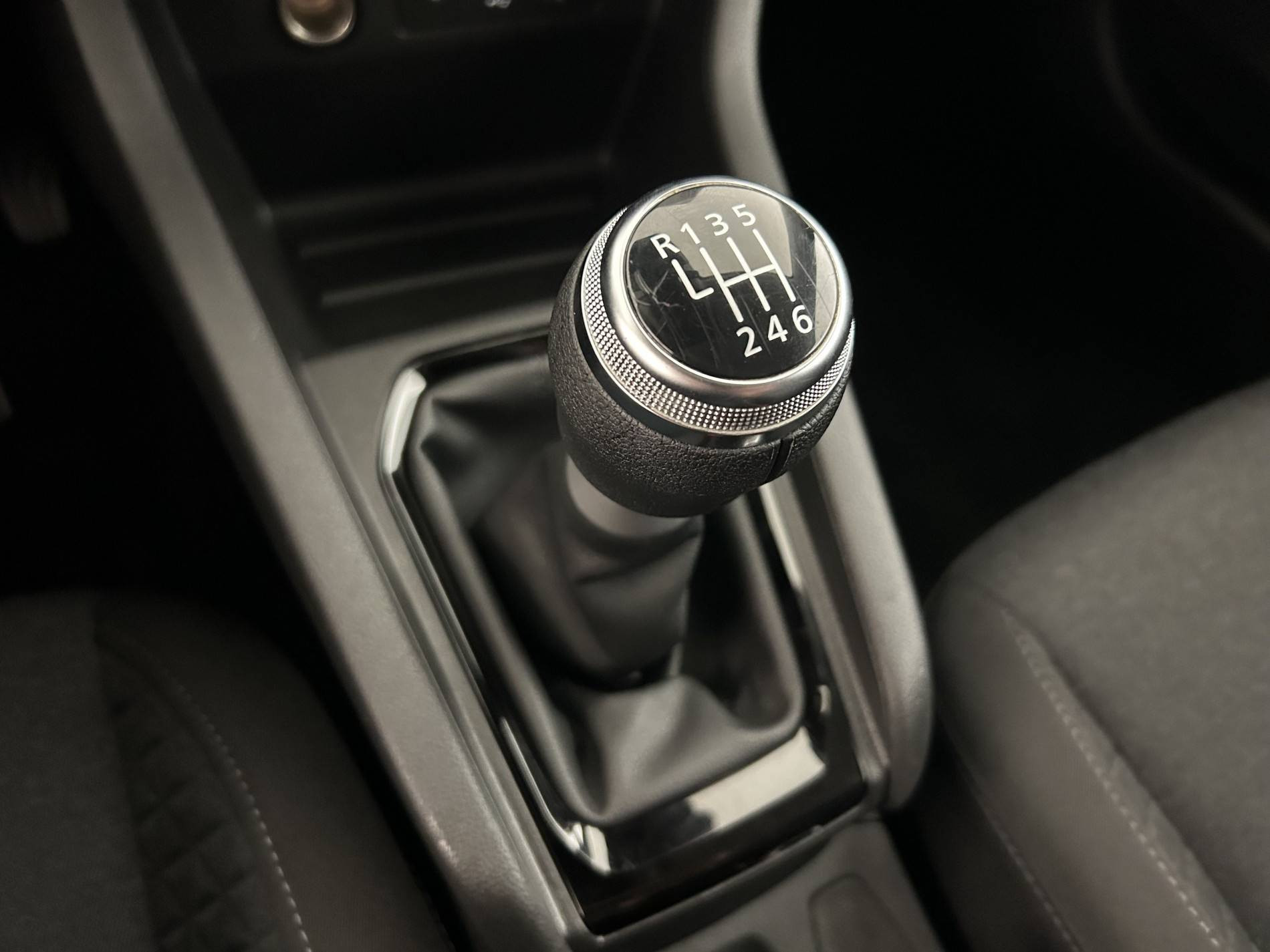 Vente en ligne Renault Clio 5 Clio TCe 90 au prix de 14 990 €