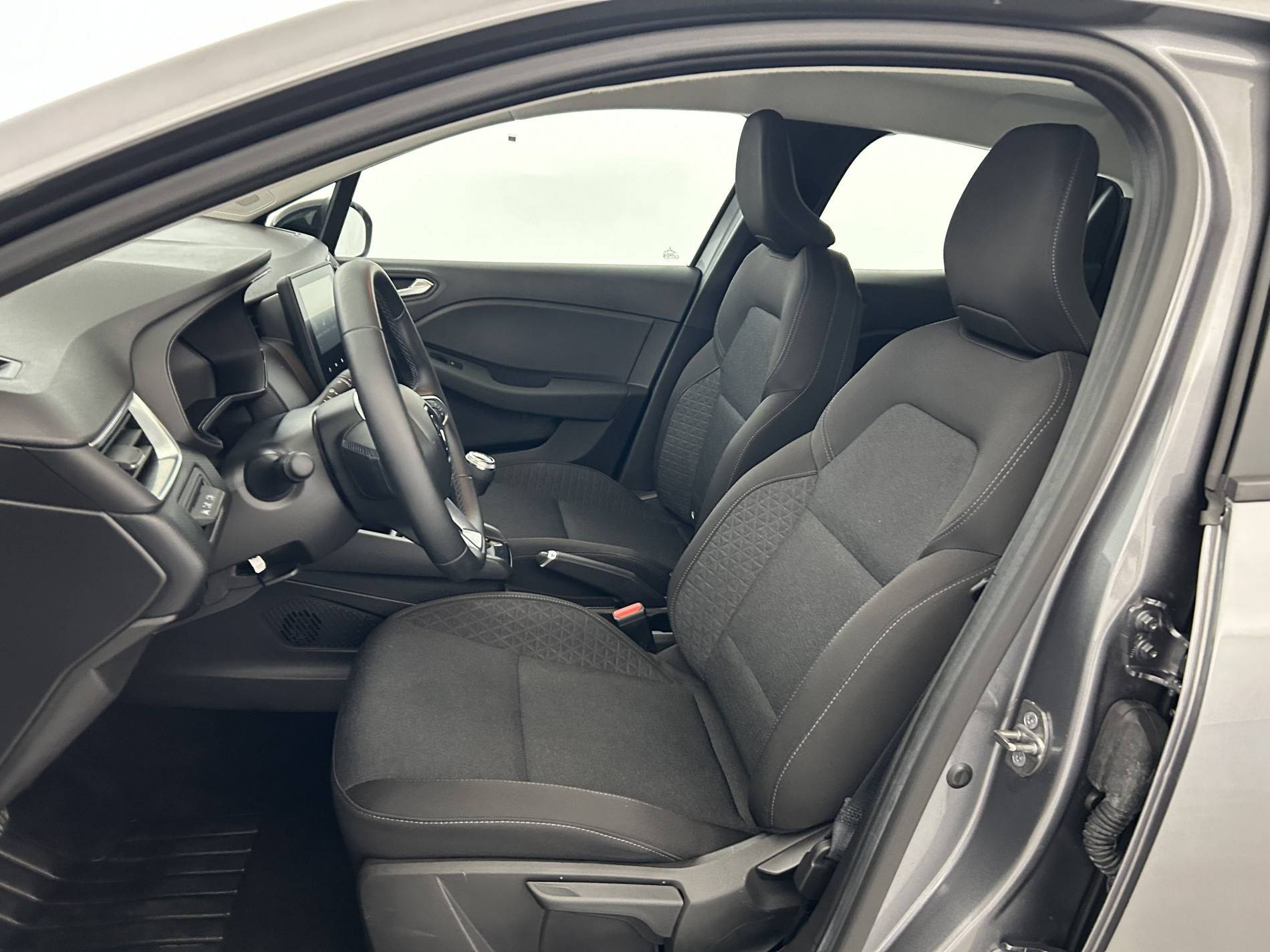 Vente en ligne Renault Clio 5 Clio TCe 90 au prix de 14 990 €