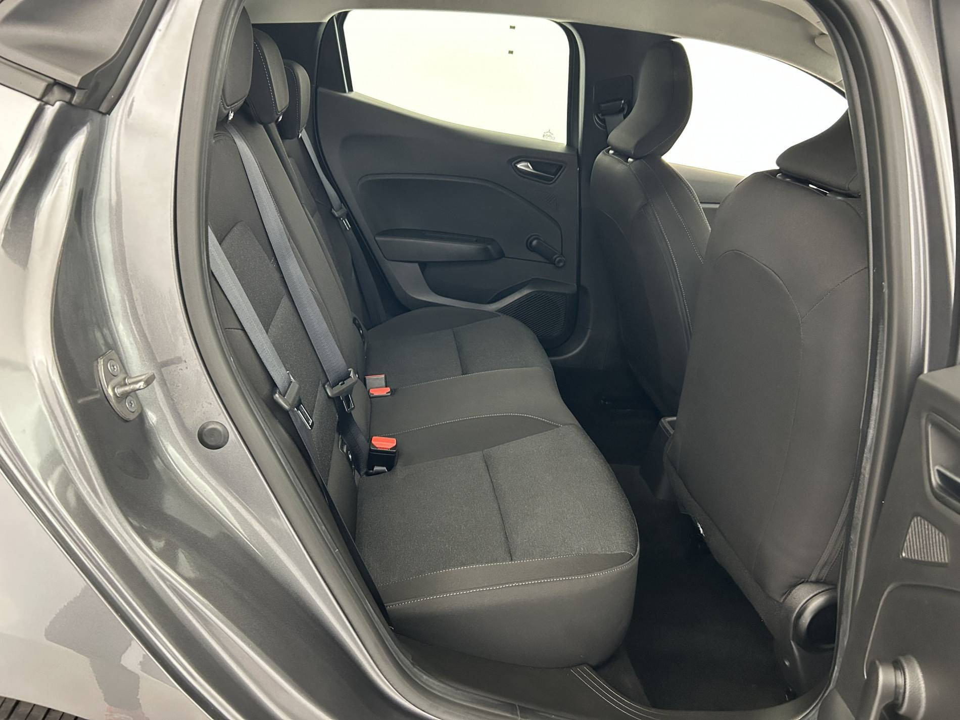 Vente en ligne Renault Clio 5 Clio TCe 90 au prix de 14 990 €