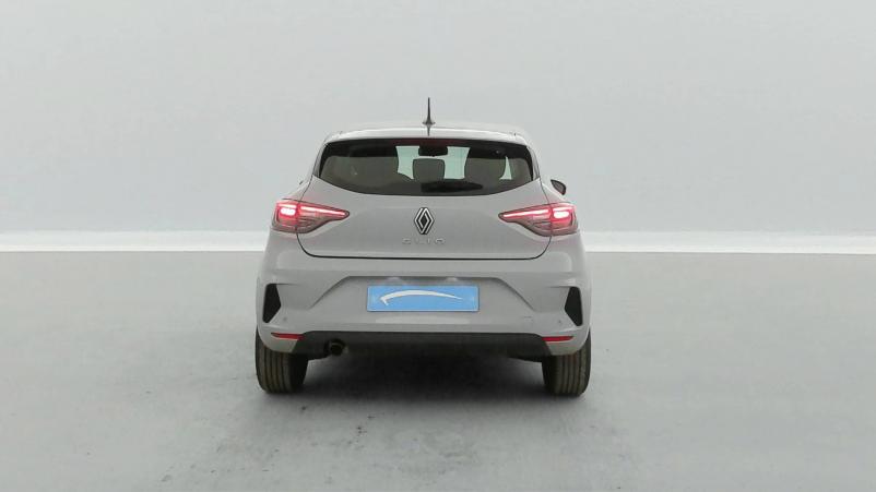 Vente en ligne Renault Clio 5 Clio TCe 90 au prix de 16 900 €