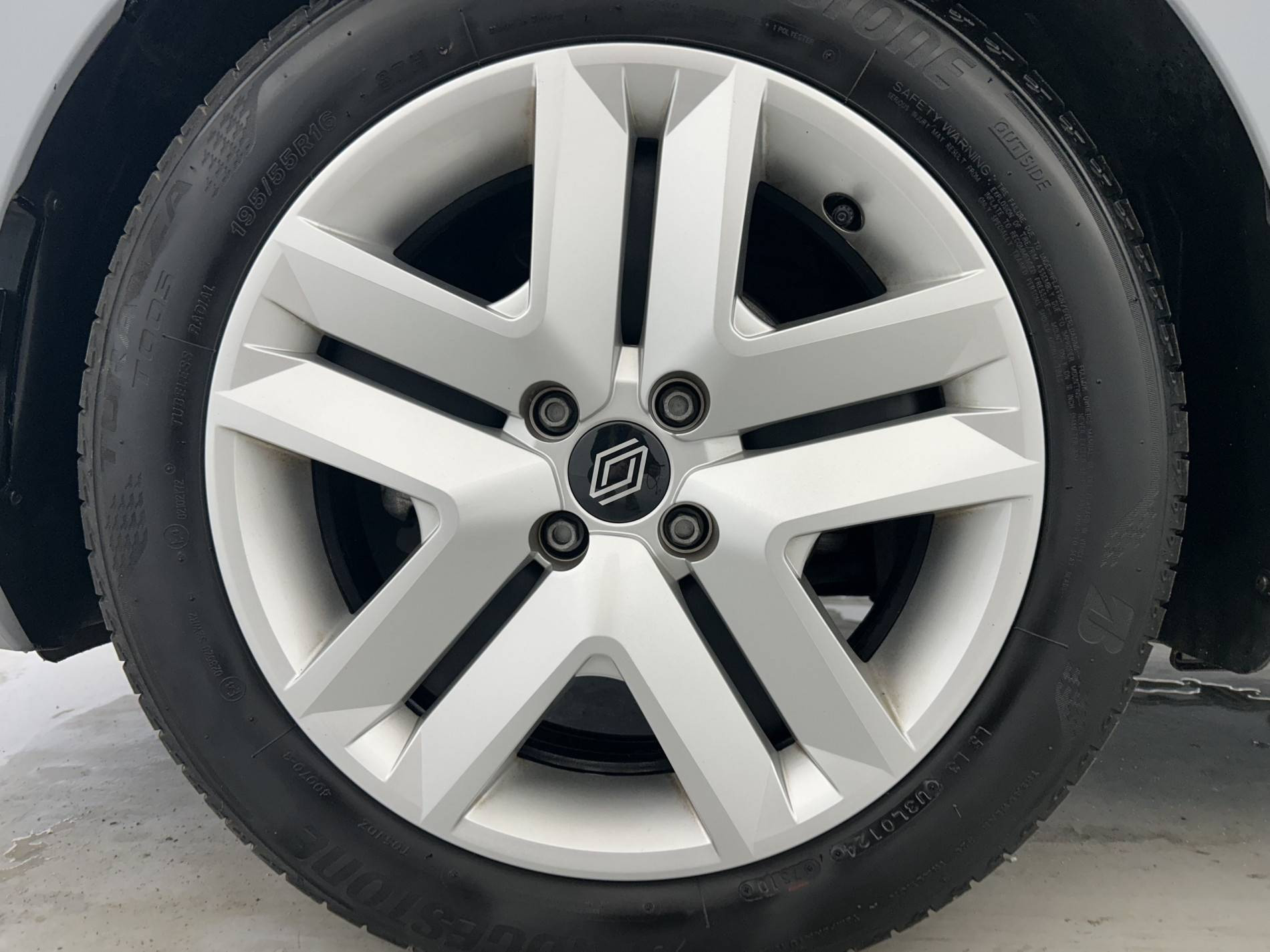 Vente en ligne Renault Clio 5 Clio TCe 90 ch GSR2 au prix de 15 800 €