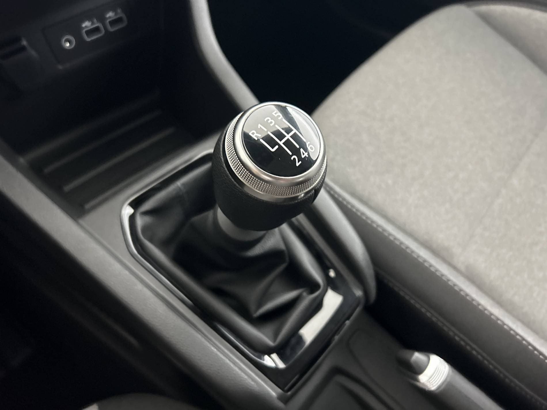 Vente en ligne Renault Clio 5 Clio TCe 90 ch GSR2 au prix de 15 800 €