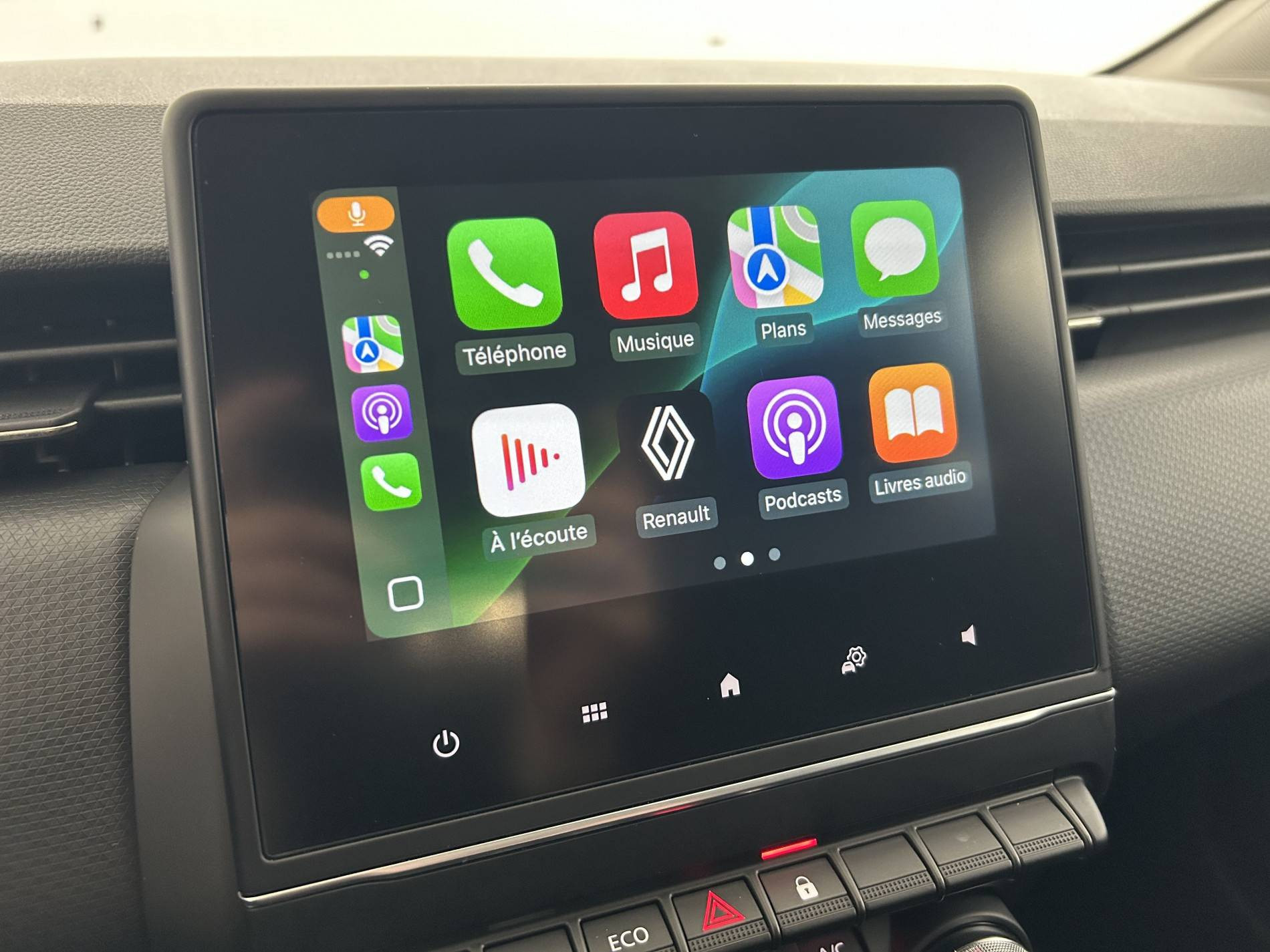 Vente en ligne Renault Clio 5 Clio E-Tech full hybrid 145 au prix de 17 490 €