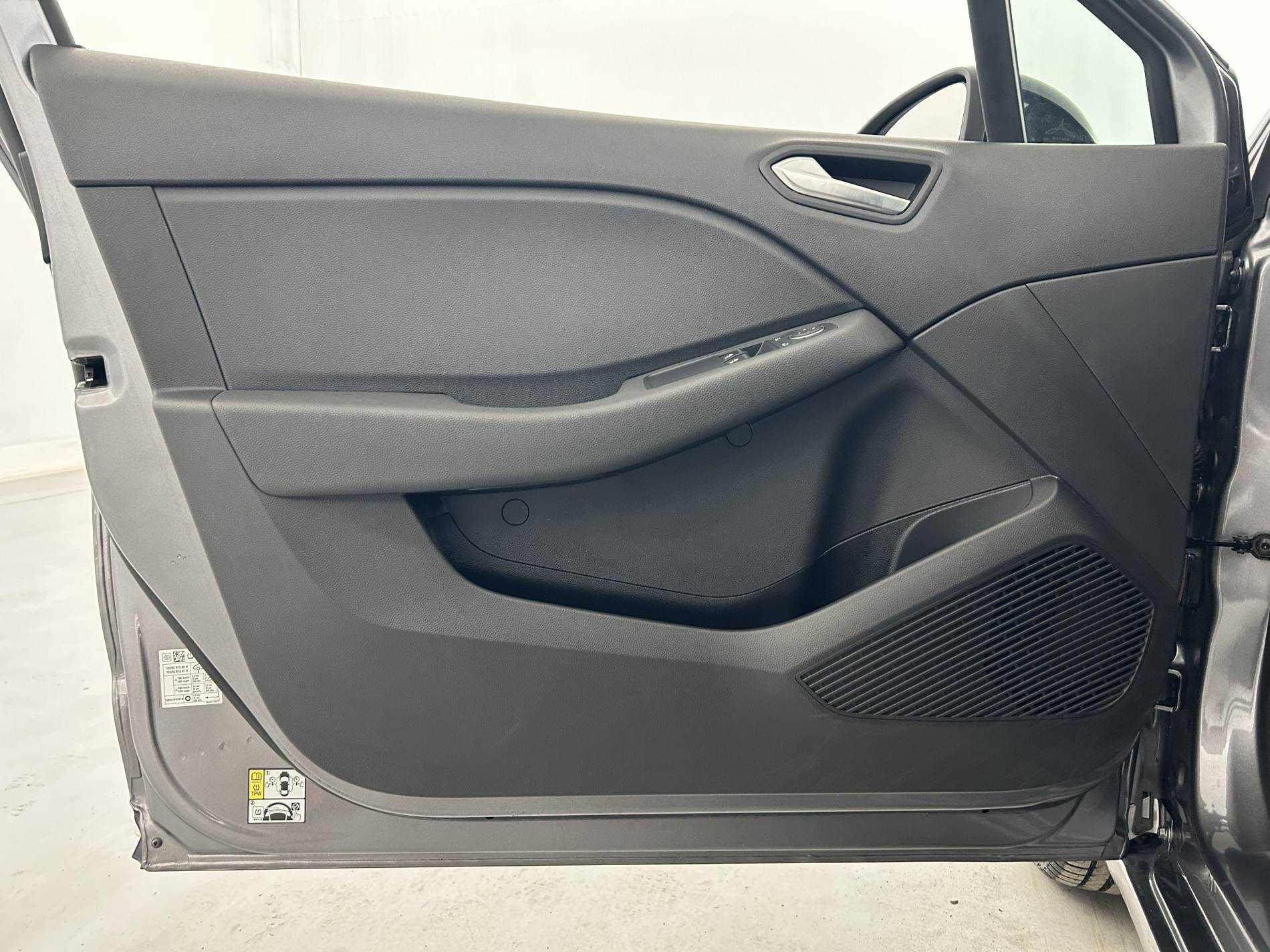 Vente en ligne Renault Clio 5 Clio E-Tech full hybrid 145 au prix de 17 490 €