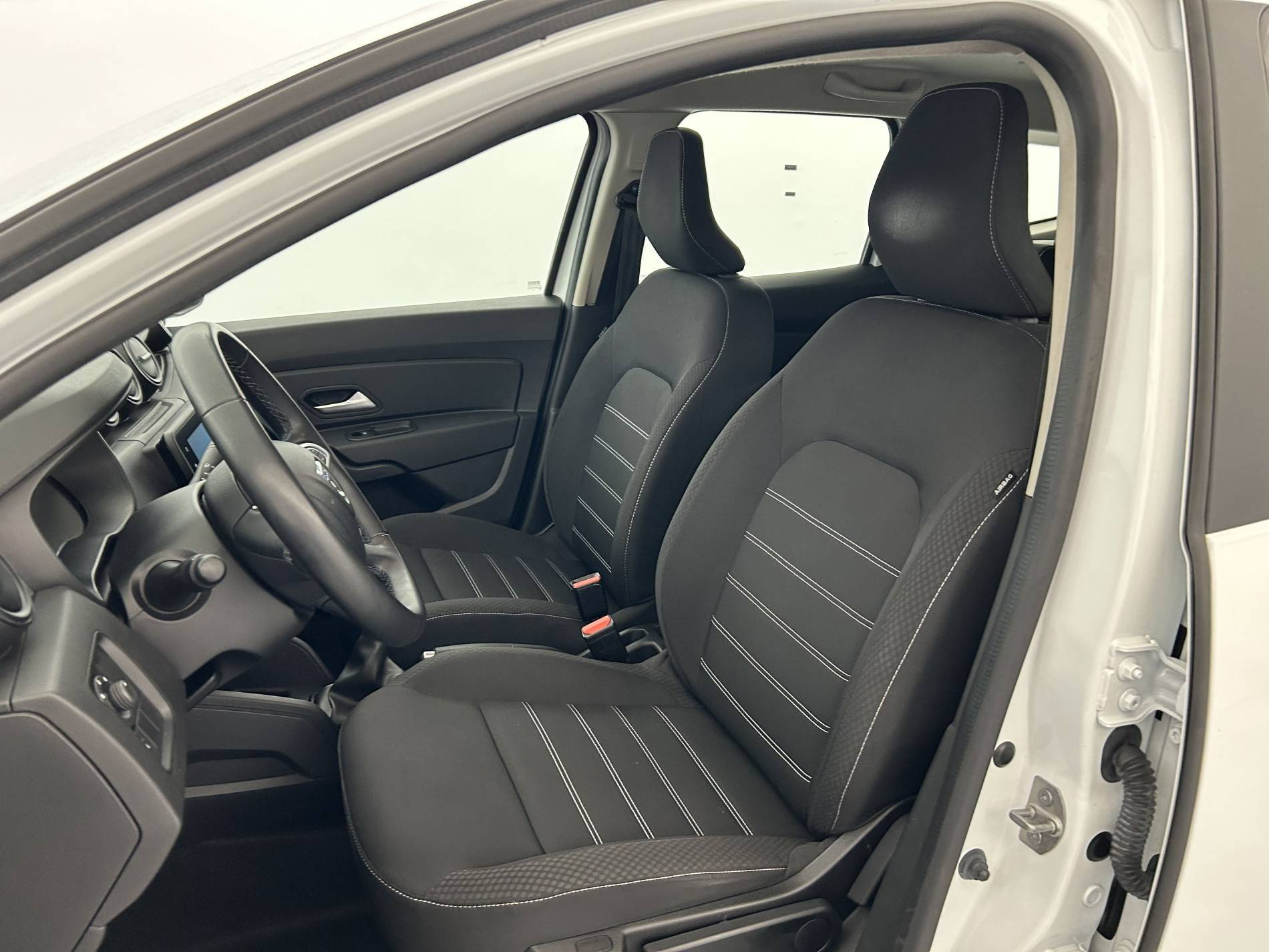 Vente en ligne Dacia Duster  ECO-G 100 4x2 au prix de 15 900 €