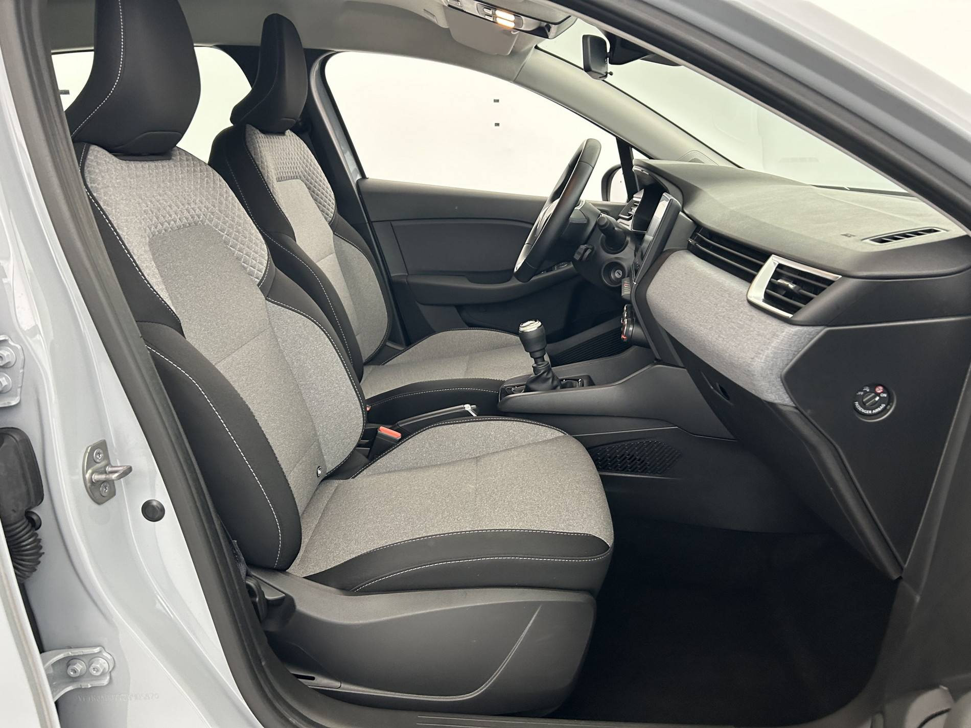 Vente en ligne Renault Clio 5 Clio TCe 90 ch GSR2 au prix de 15 800 €