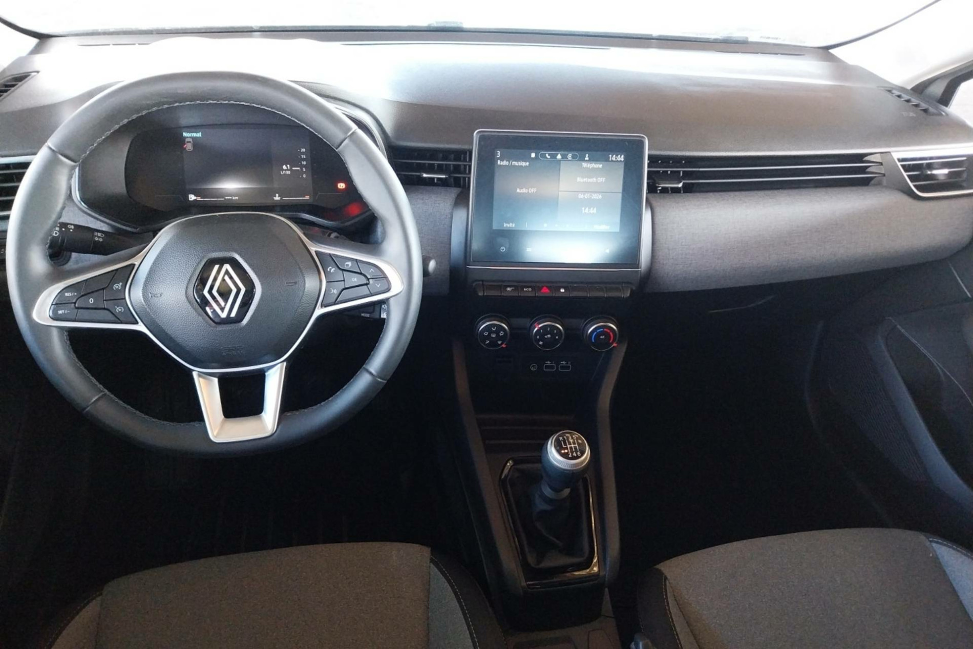 Vente en ligne Renault Clio 5 Clio TCe 90 ch GSR2 au prix de 15 800 €