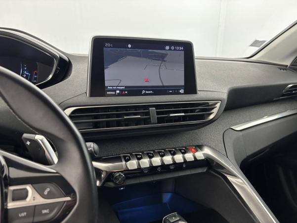Vente en ligne Peugeot 3008  BlueHDi 130ch S&S EAT8 au prix de 18 960 €