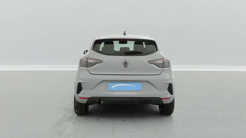 Vente en ligne Renault Clio 5 Clio TCe 90 au prix de 17 990 €