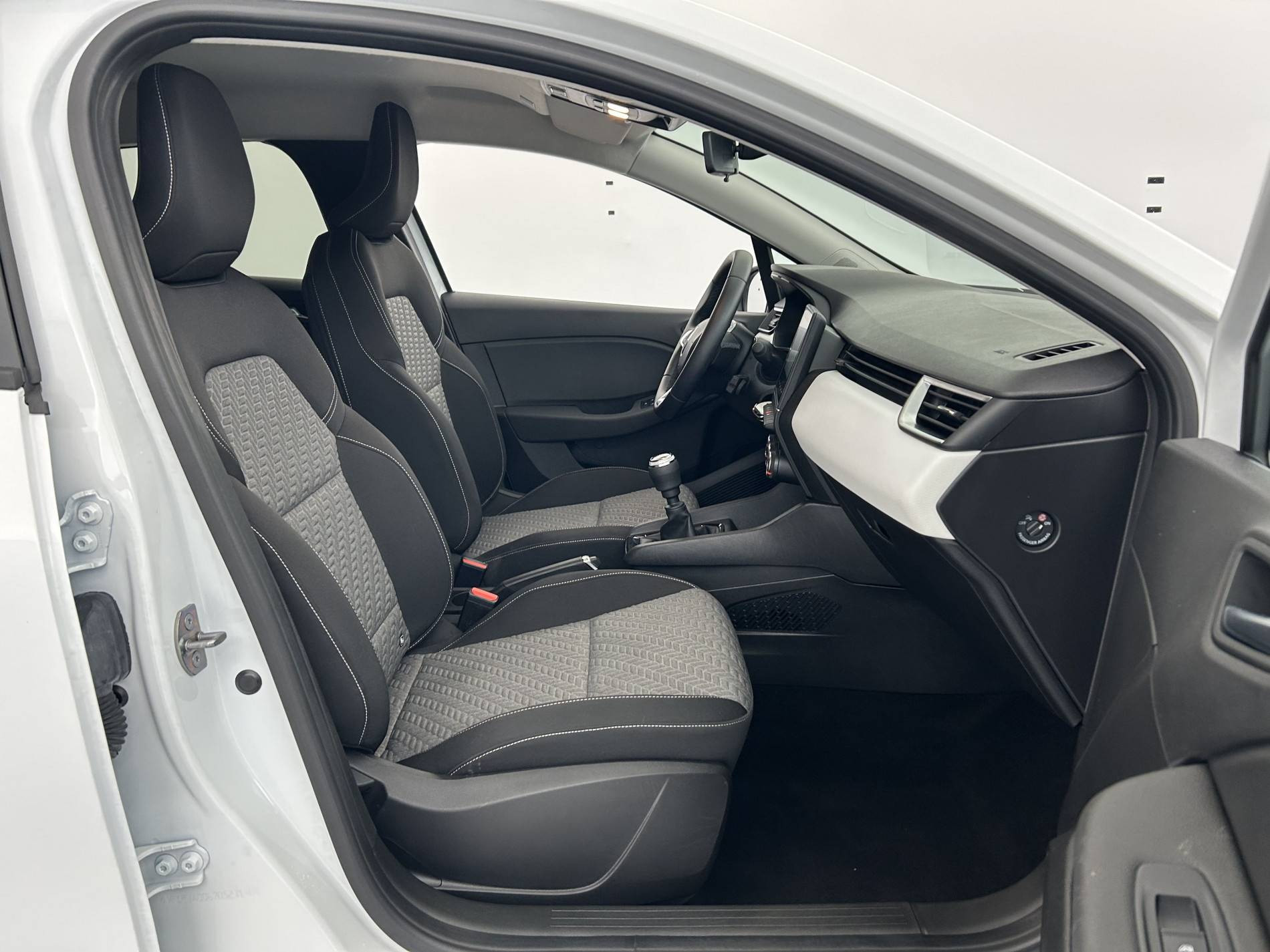 Vente en ligne Renault Clio 5 Clio Blue dCi 100 au prix de 14 950 €