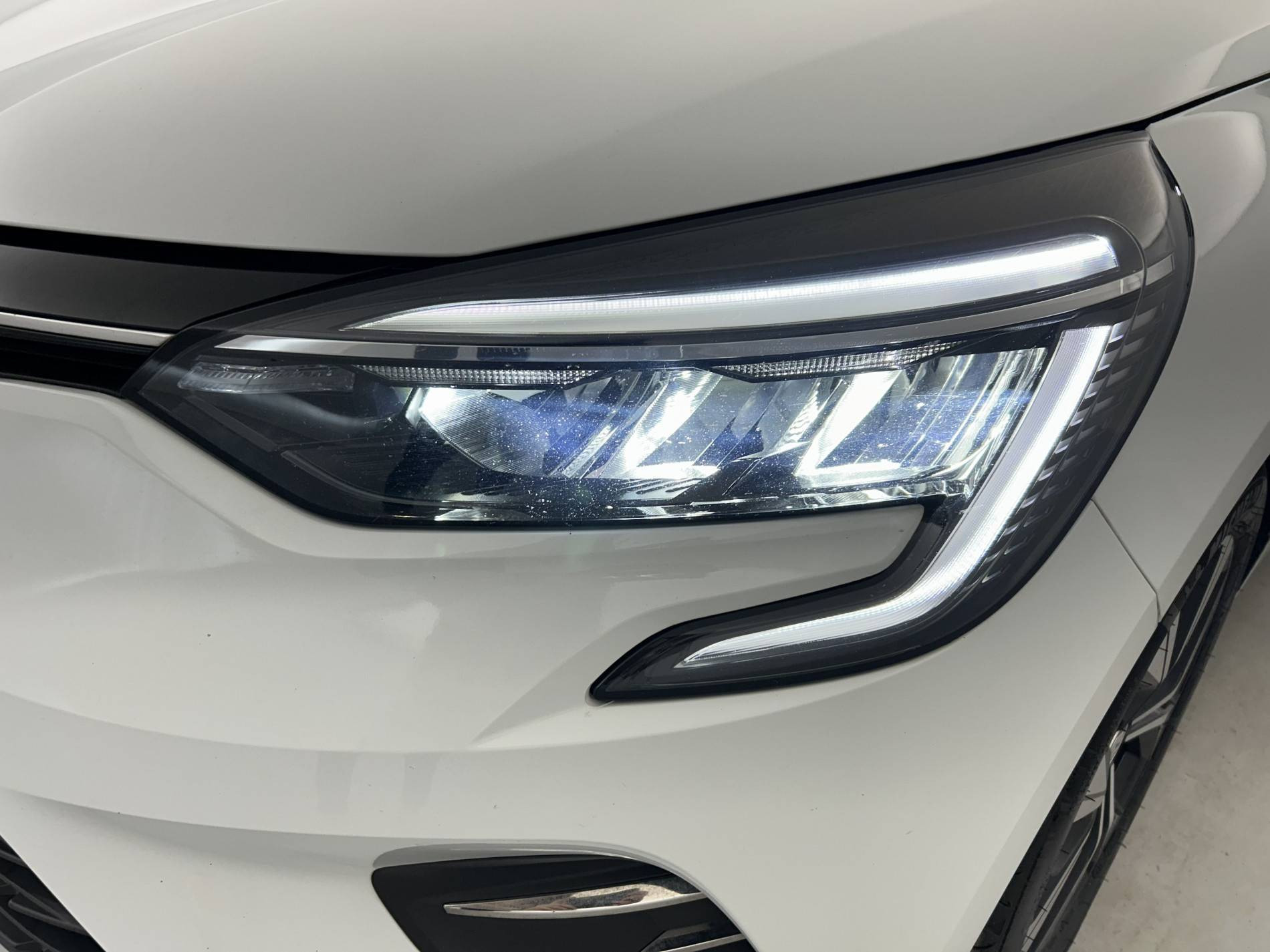 Vente en ligne Renault Clio 5 Clio Blue dCi 100 au prix de 14 950 €