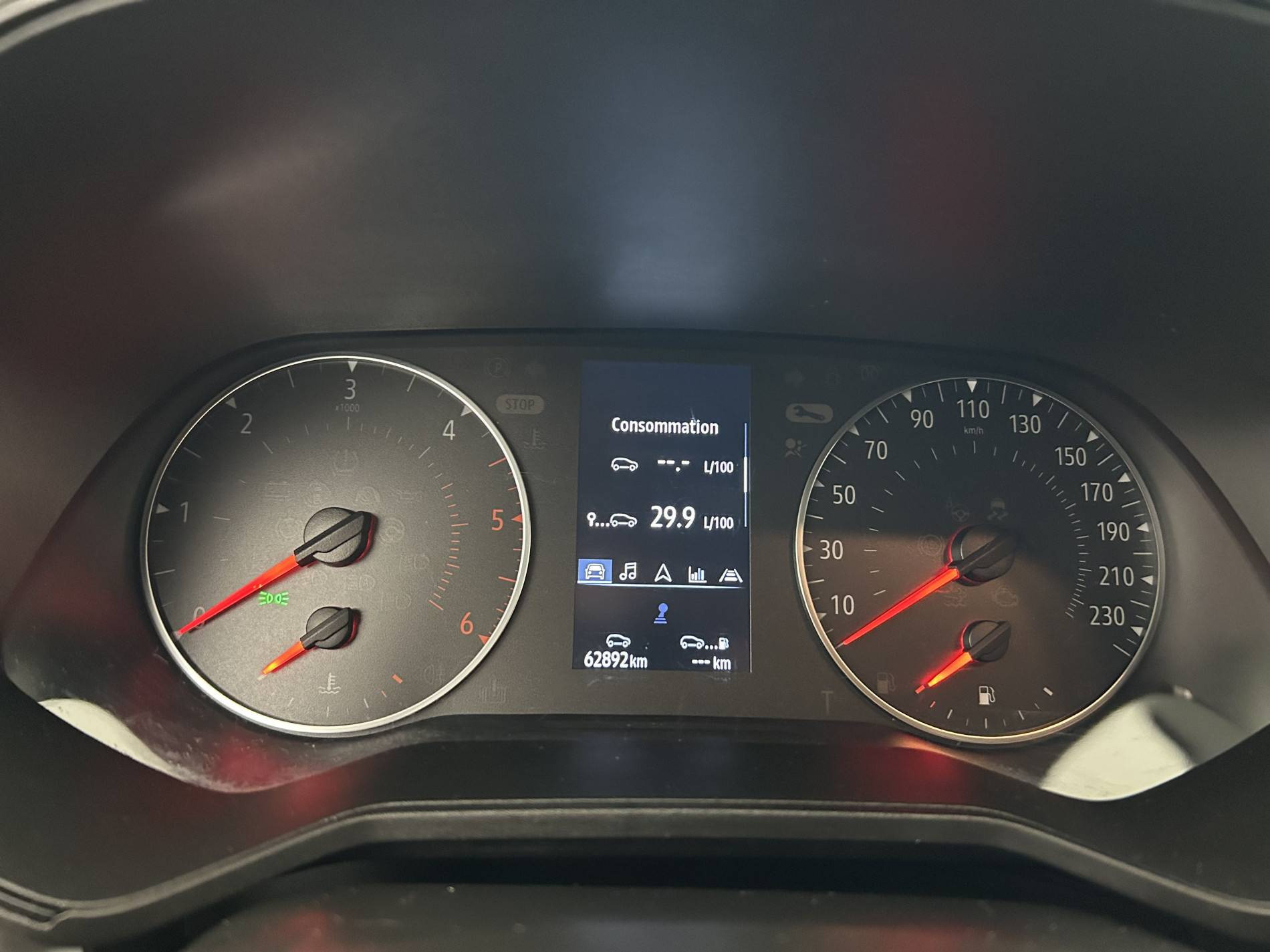 Vente en ligne Renault Clio 5 Clio Blue dCi 100 au prix de 14 950 €