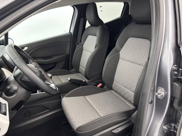 Vente en ligne Renault Clio 5 Clio TCe 90 au prix de 14 900 €