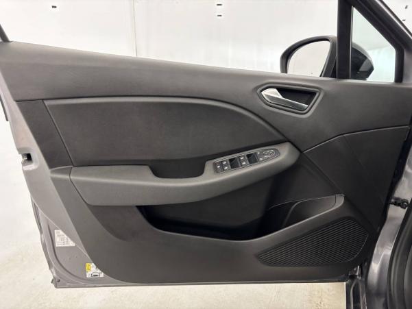 Vente en ligne Renault Clio 5 Clio TCe 90 au prix de 14 900 €