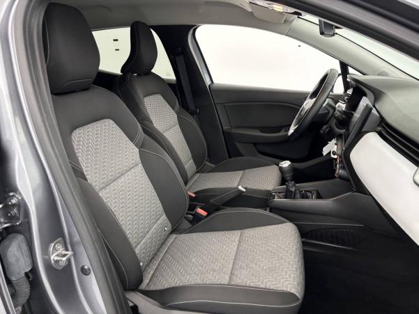 Vente en ligne Renault Clio 5 Clio TCe 90 au prix de 14 900 €