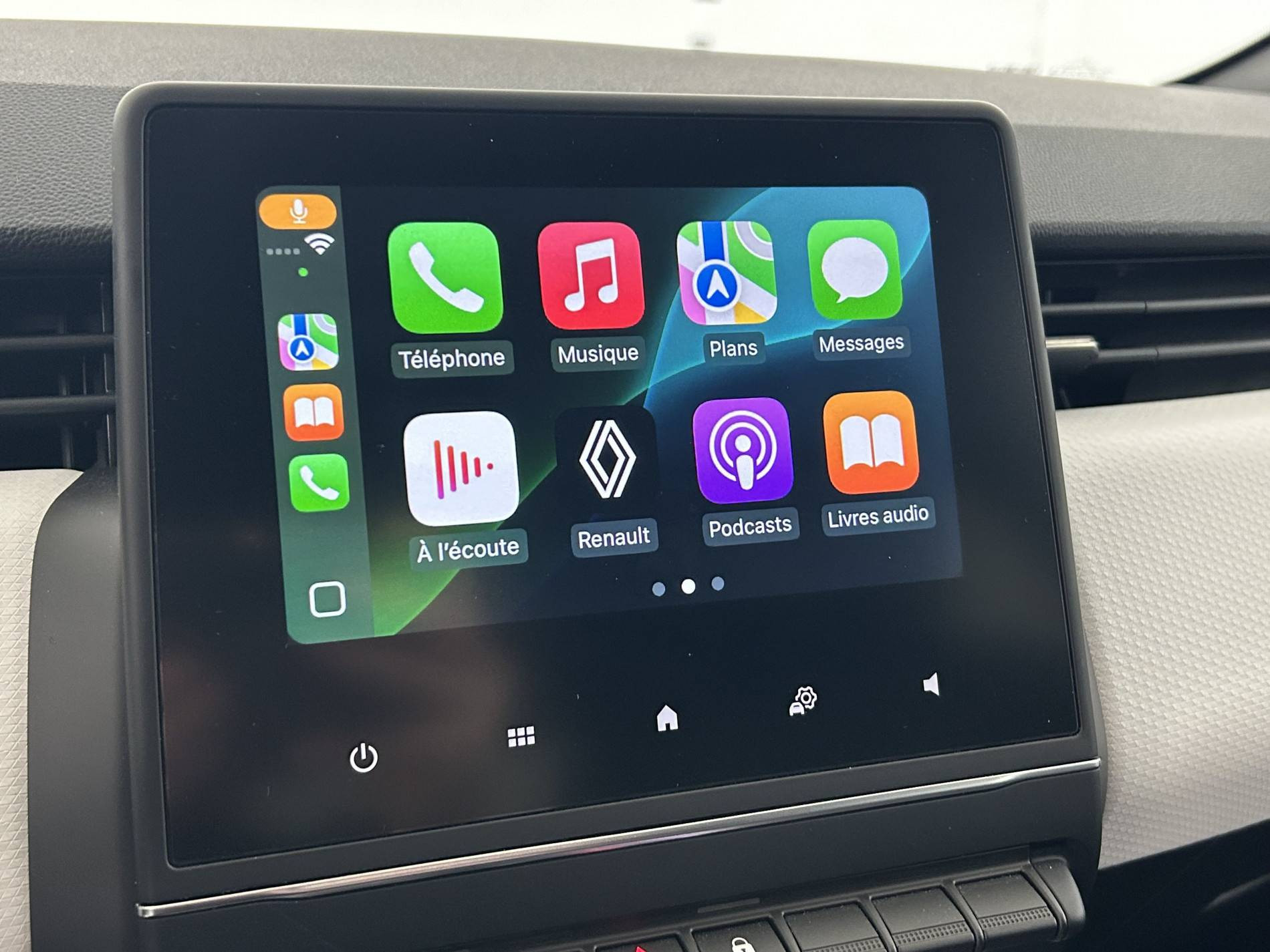 Vente en ligne Renault Clio 5 Clio E-Tech full hybrid 145 au prix de 20 300 €