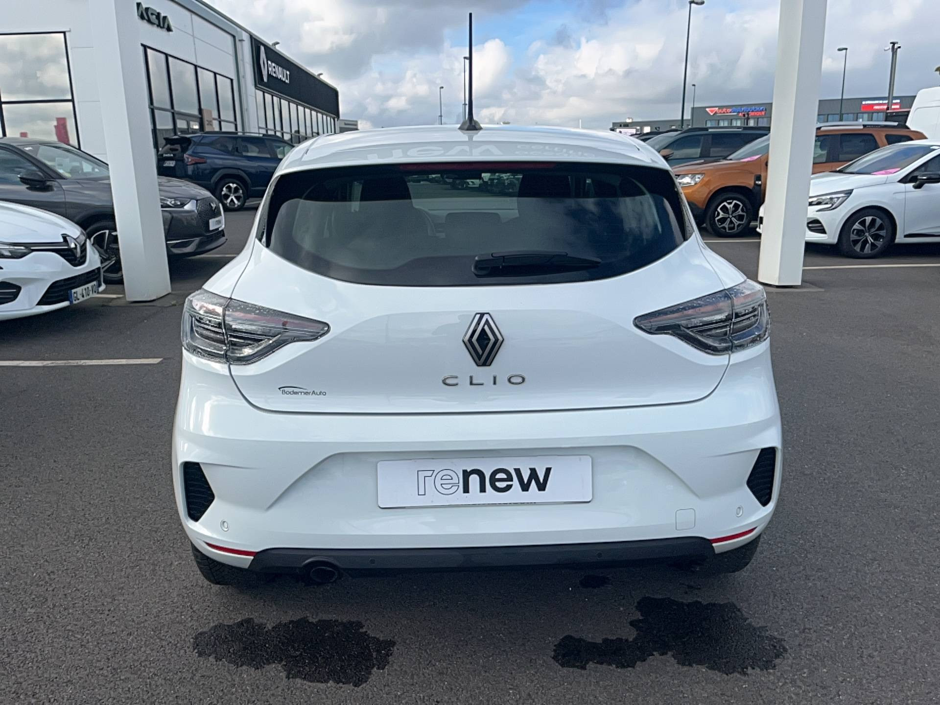 Vente en ligne Renault Clio 5 Clio TCe 90 ch GSR2 au prix de 17 590 €