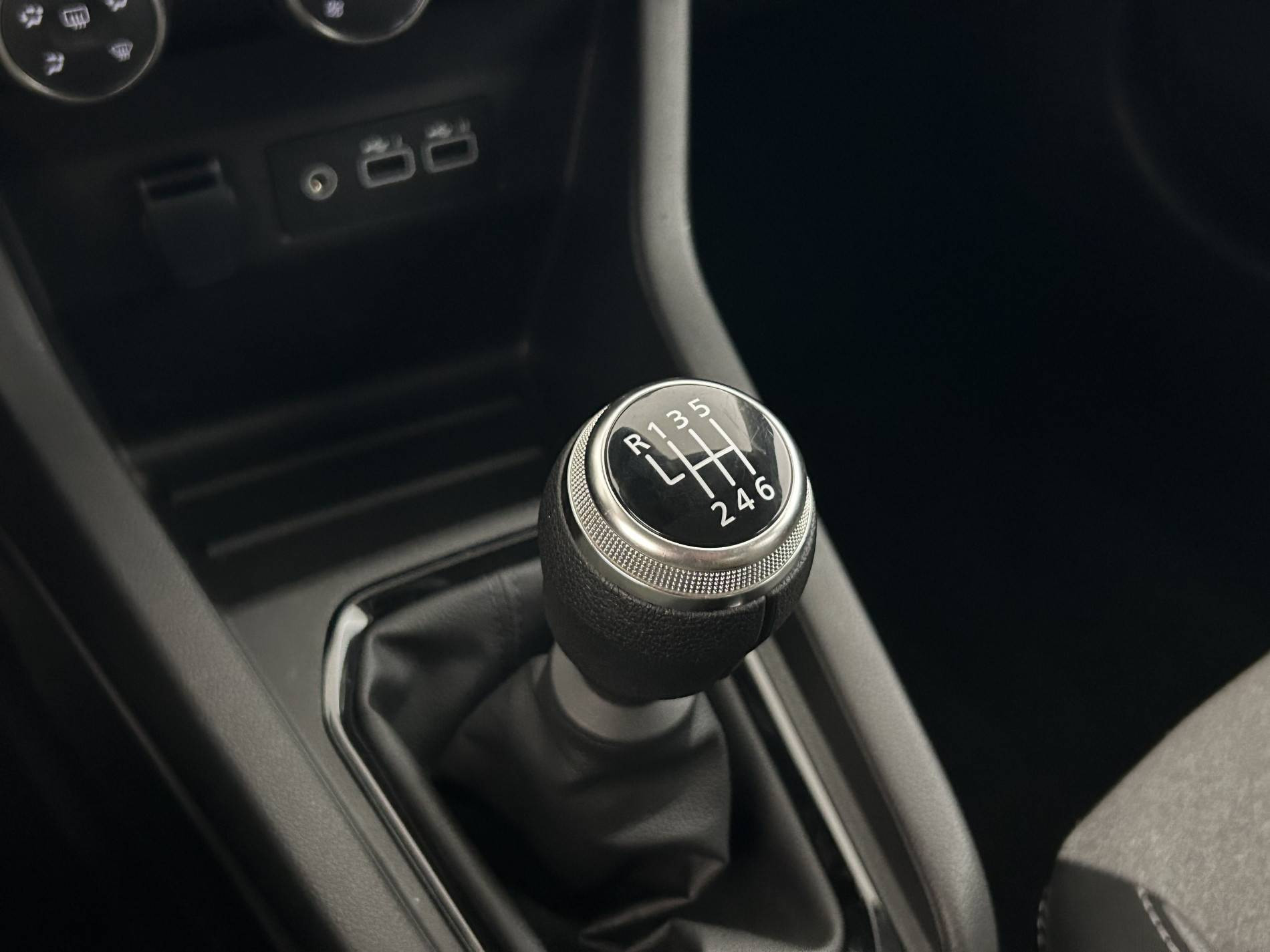 Vente en ligne Renault Clio 5 Clio TCe 90 ch GSR2 au prix de 15 800 €