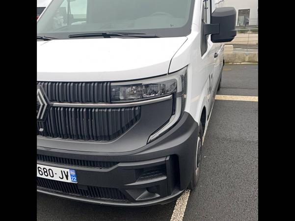 Vente en ligne Renault Master MASTER FGN TRAC 3T5 L3H2 BLUE DCI 150 au prix de 39 990 €