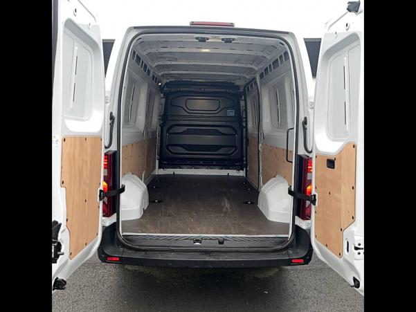 Vente en ligne Renault Master MASTER FGN TRAC 3T5 L3H2 BLUE DCI 150 au prix de 39 990 €