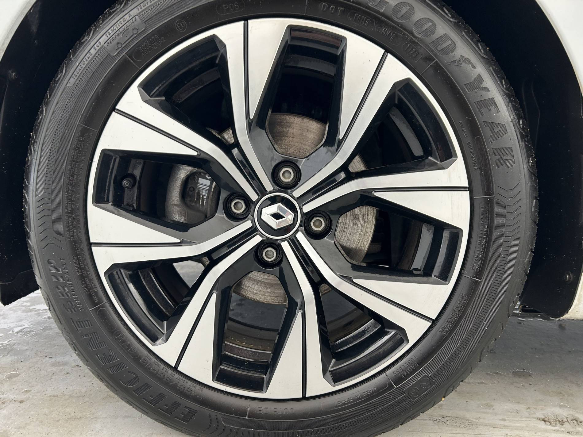 Vente en ligne Renault Clio 5 Clio TCe 90 au prix de 14 950 €