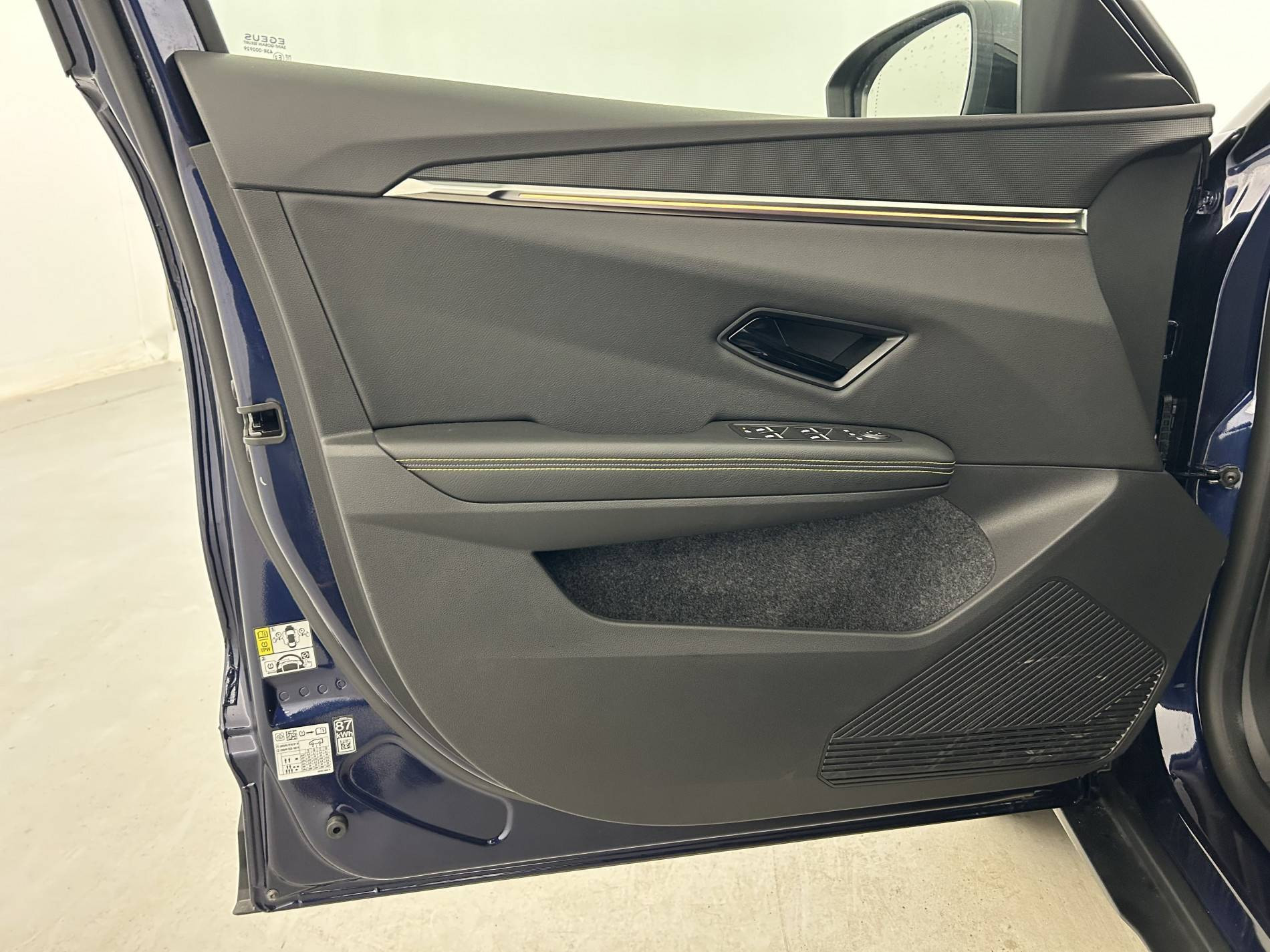 Vente en ligne Renault Scenic E-Tech  220 ch grande autonomie au prix de 37 950 €