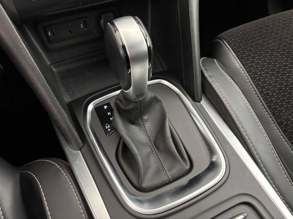 Vente en ligne Renault Megane 4 Mégane IV Berline TCe 140 EDC FAP au prix de 16 900 €