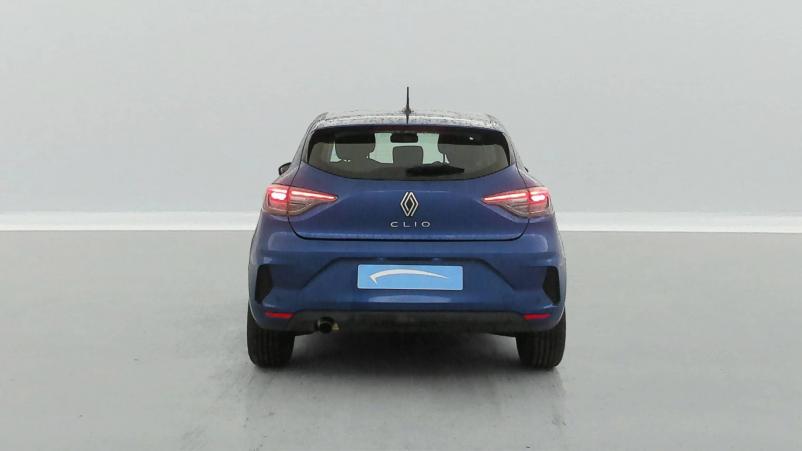 Vente en ligne Renault Clio 5 Clio TCe 90 GSR2 au prix de 17 490 €