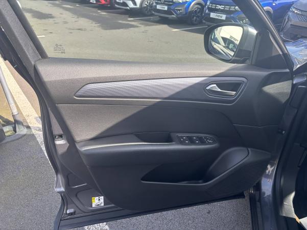 Vente en ligne Renault Arkana  mild hybrid 140 EDC FAP - 22 au prix de 20 900 €