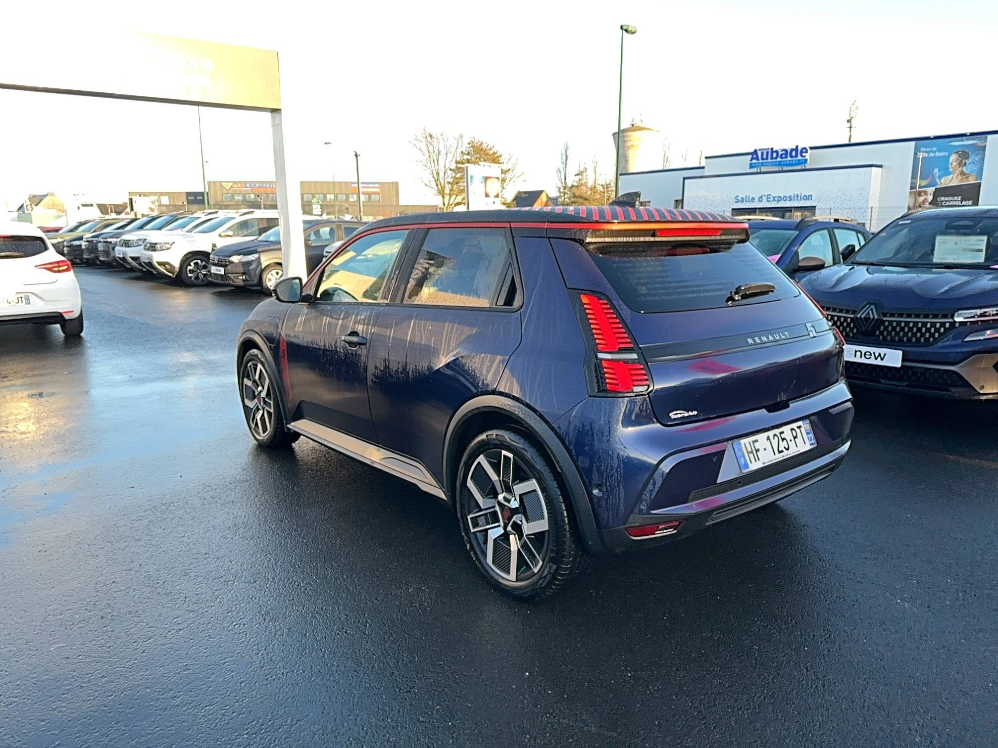 Vente en ligne Renault R5 E-Tech  120 ch autonomie urbaine au prix de 27 290 €