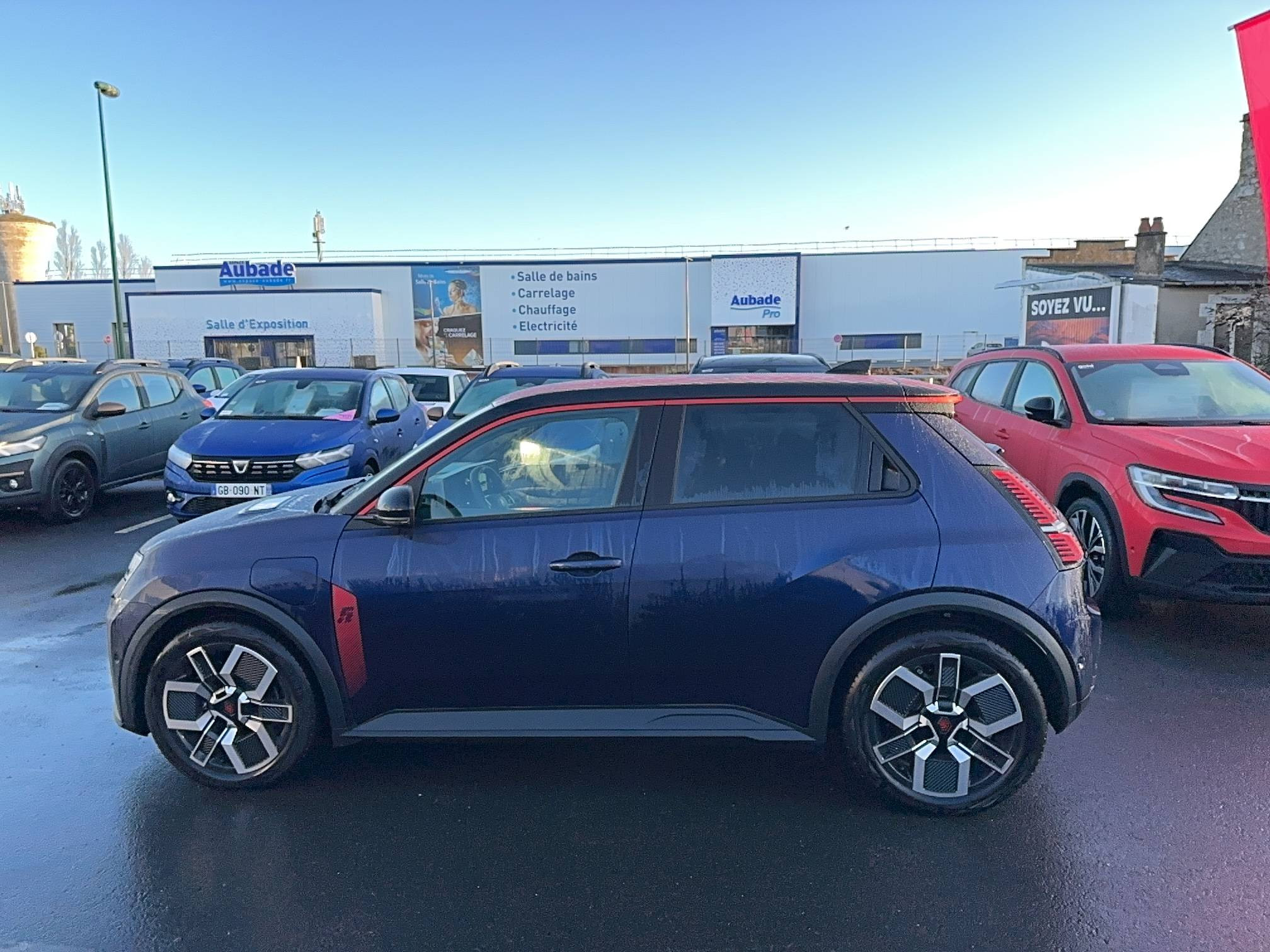 Vente en ligne Renault R5 E-Tech  120 ch autonomie urbaine au prix de 27 290 €