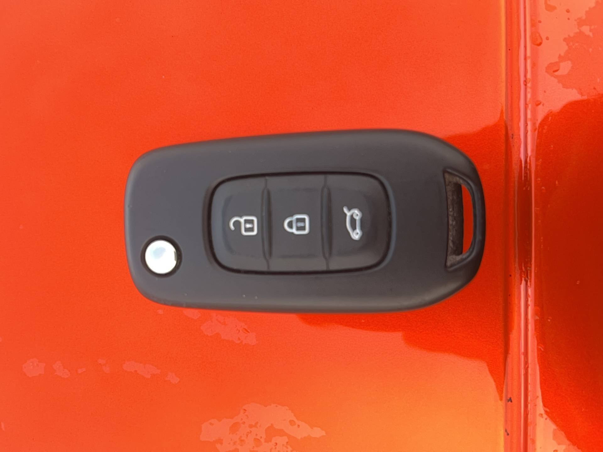 Vente en ligne Renault Clio 5 Clio SCe 65 ch GSR2 au prix de 14 900 €