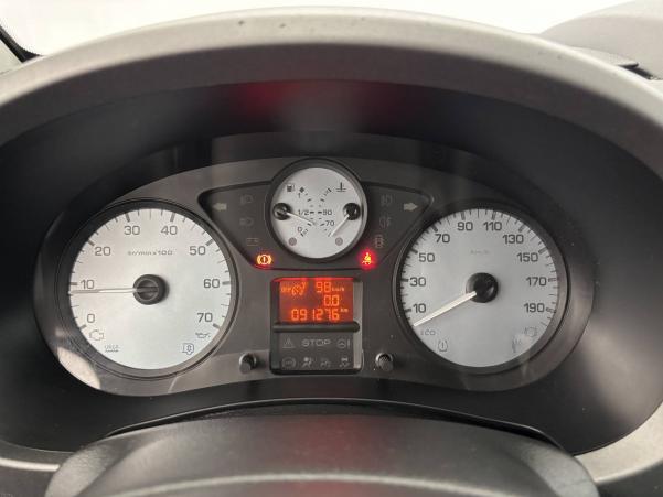 Vente en ligne Citroën Berlingo  BlueHDi 100 BVM5 au prix de 15 200 €