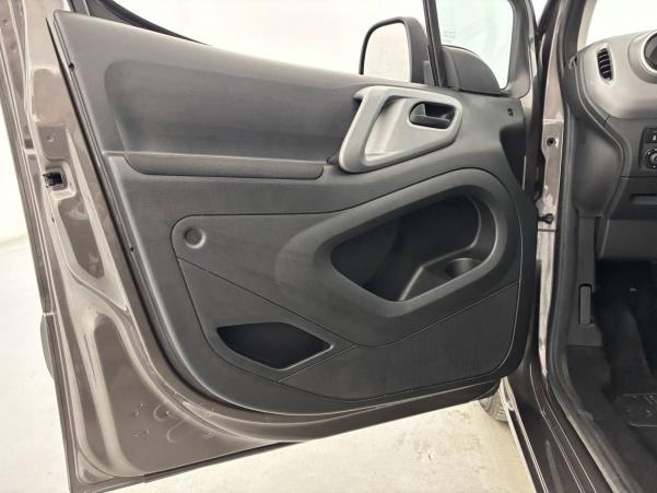 Vente en ligne Citroën Berlingo  BlueHDi 100 BVM5 au prix de 15 200 €