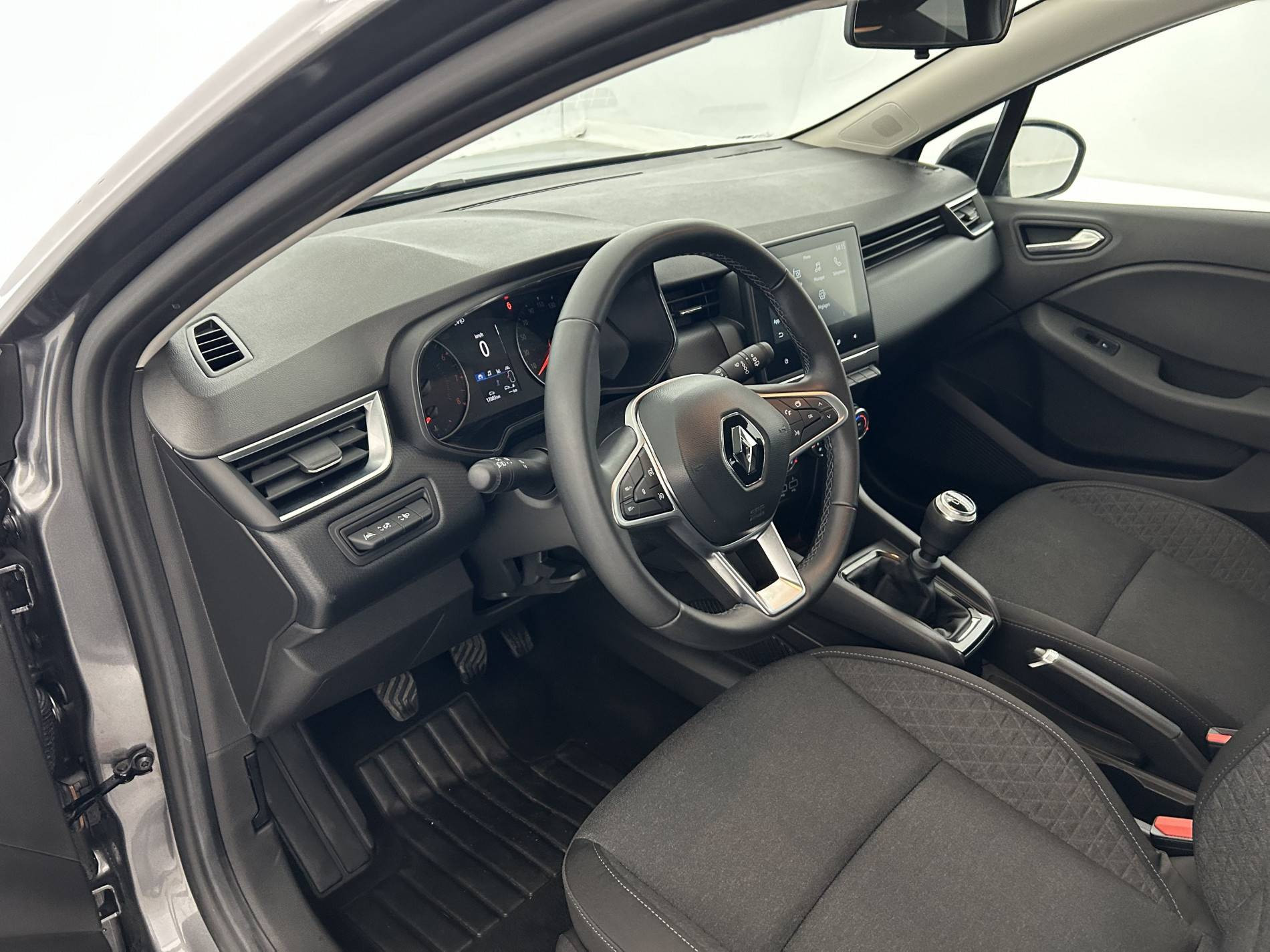 Vente en ligne Renault Clio 5 Clio TCe 90 au prix de 14 050 €