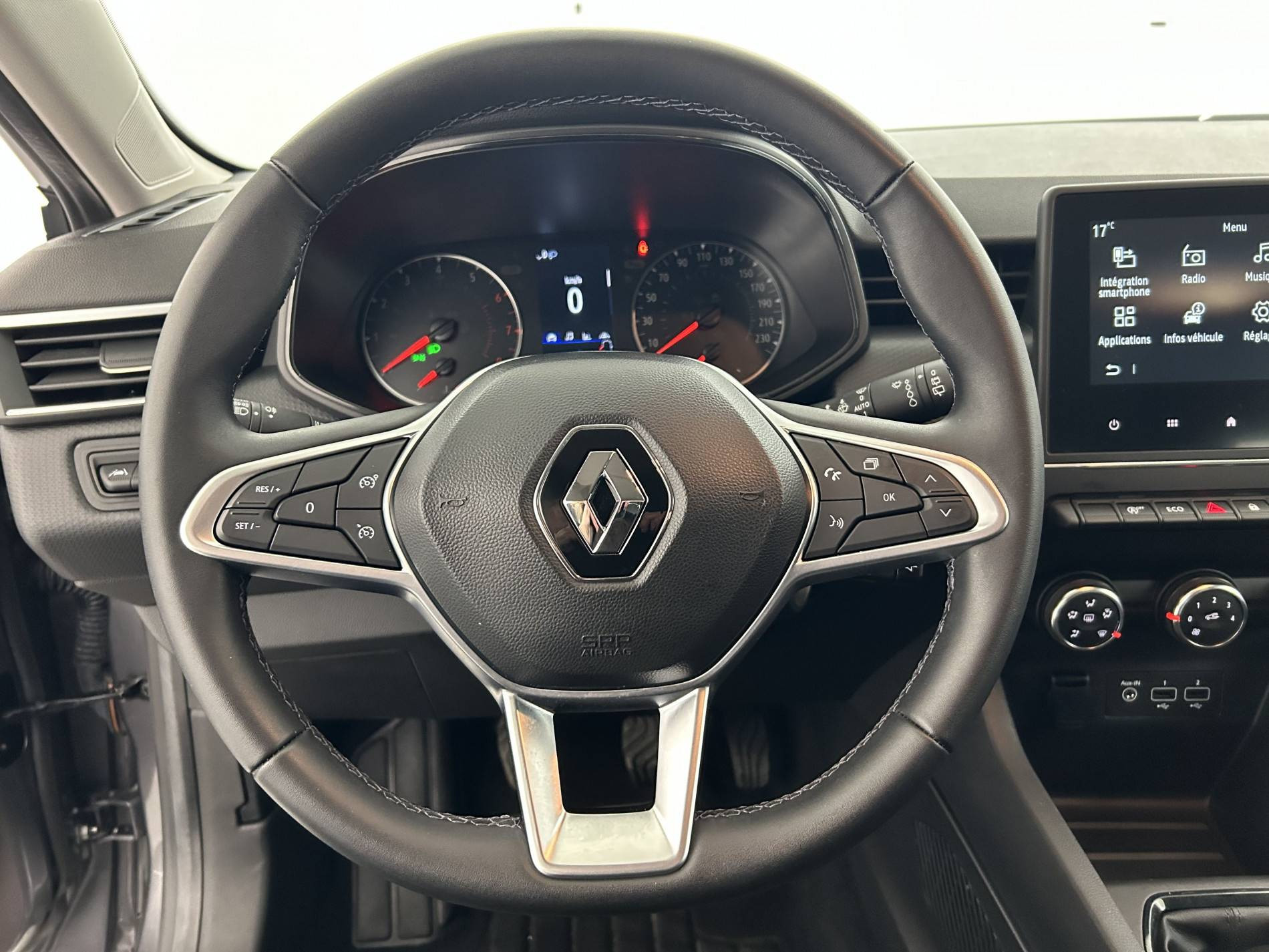 Vente en ligne Renault Clio 5 Clio TCe 90 au prix de 14 050 €