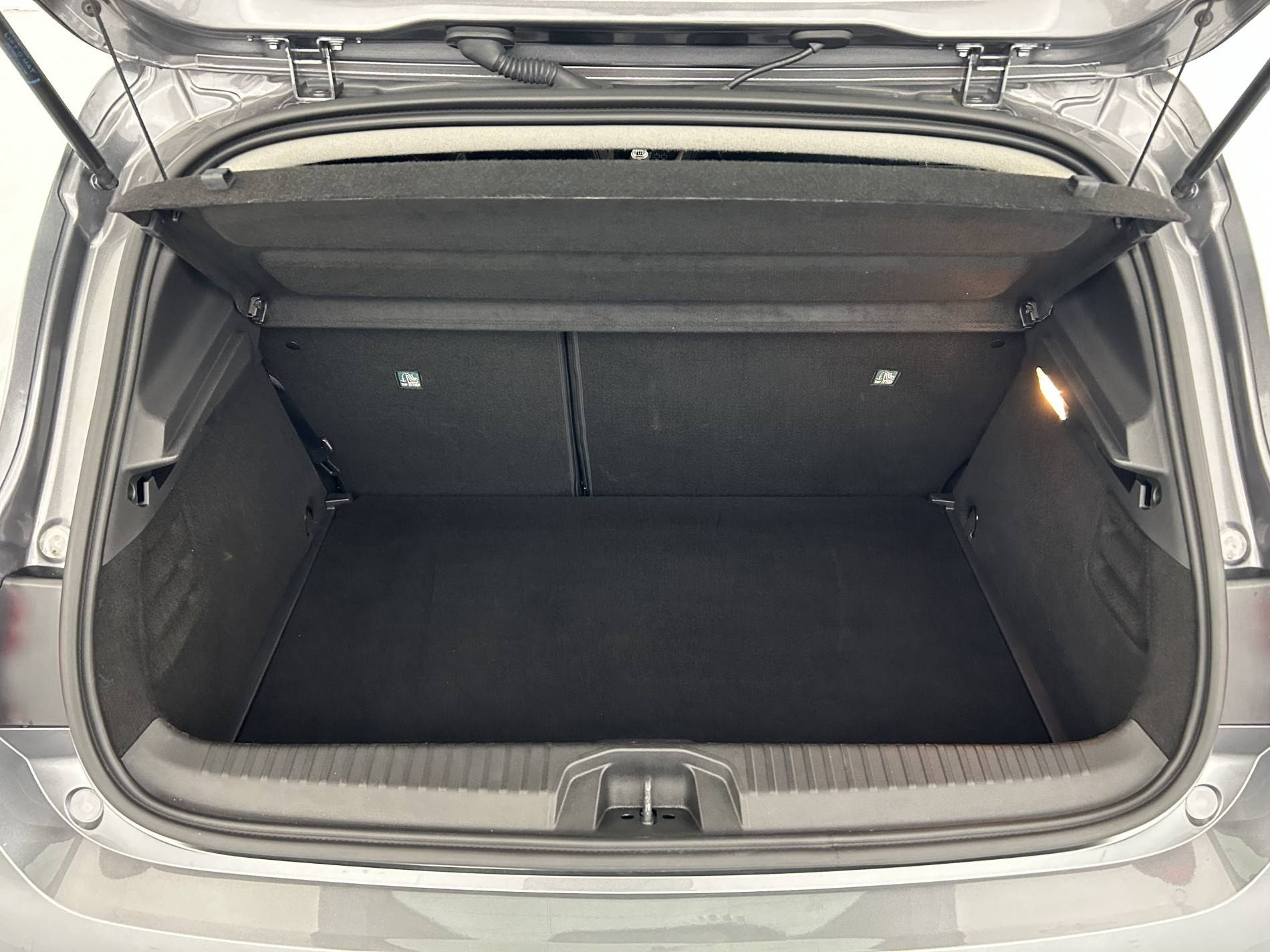 Vente en ligne Renault Clio 5 Clio TCe 90 au prix de 14 050 €