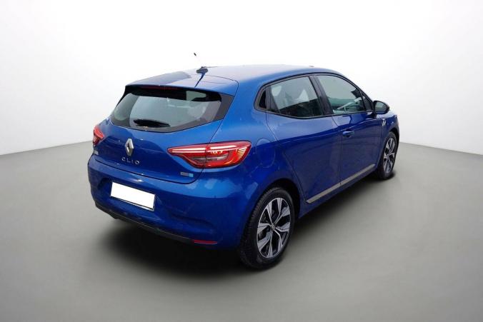 Vente en ligne Renault Clio 5 Clio E-Tech 140 au prix de 16 900 €