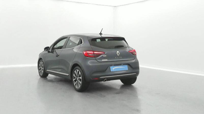 Vente en ligne Renault Clio 5 Clio TCe 90 - 21 au prix de 15 490 €