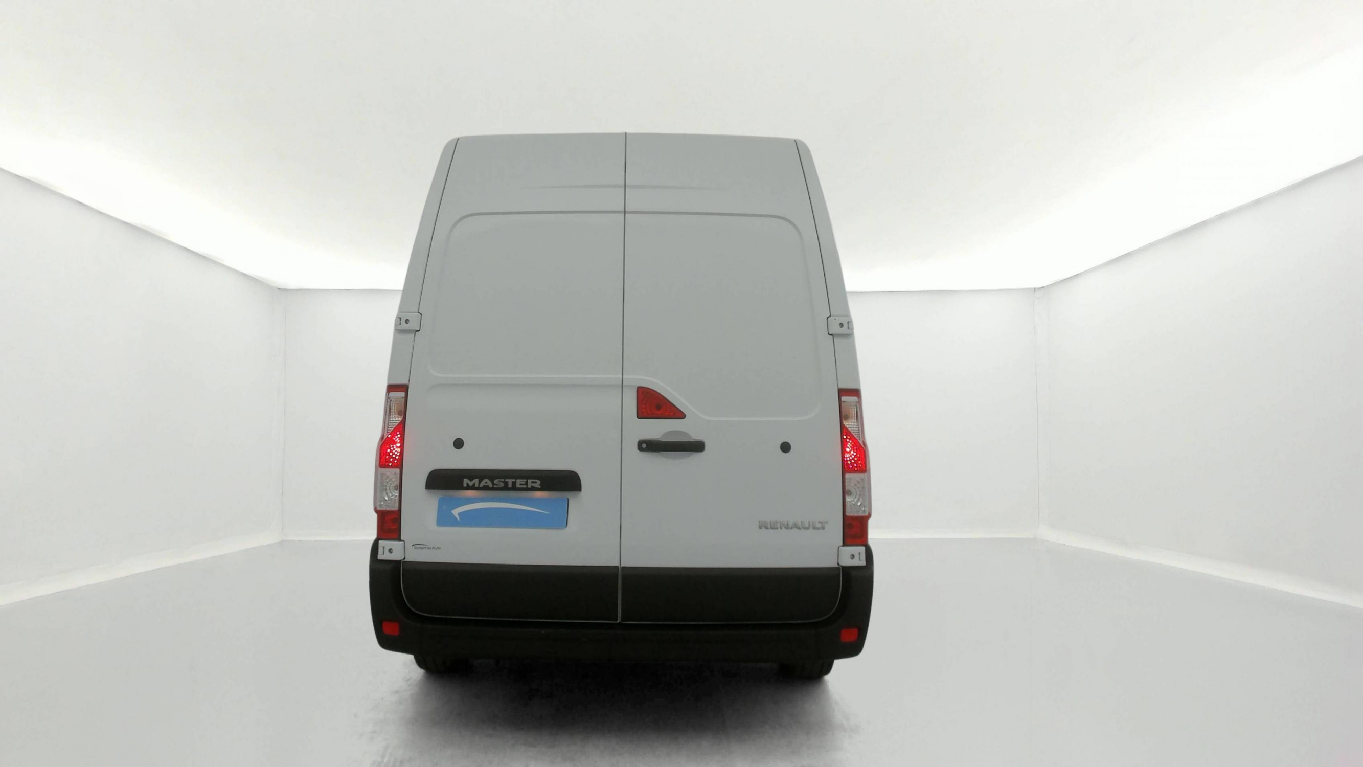 Vente en ligne Renault Master Fourgon MASTER FGN TRAC F3500 L2H2 BLUE DCI 135 au prix de 25 920 €