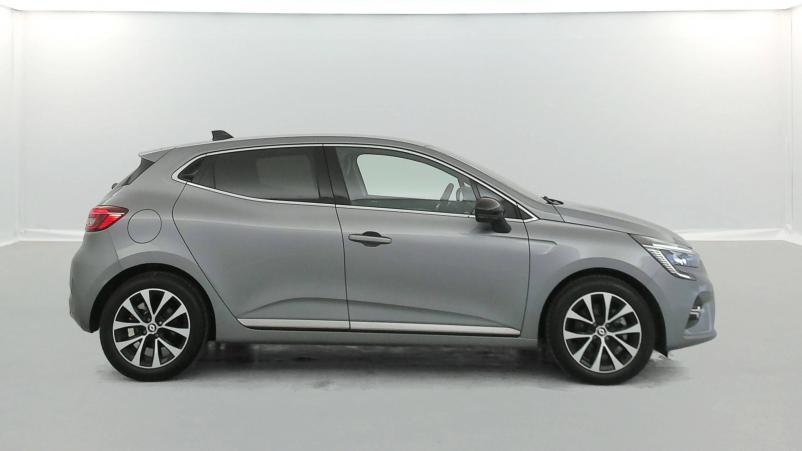 Vente en ligne Renault Clio 5 Clio E-Tech full hybrid 145 au prix de 19 990 €