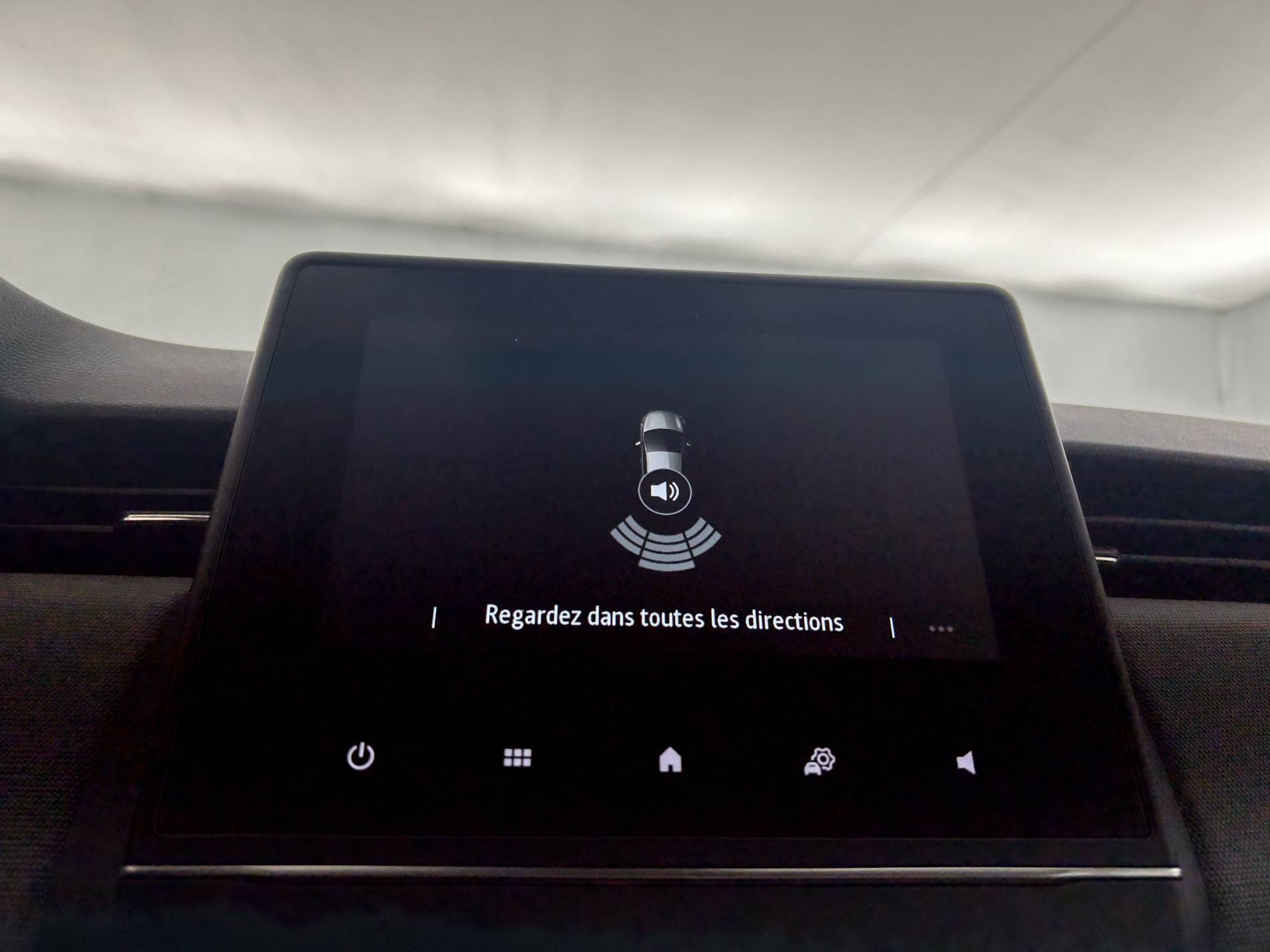 Vente en ligne Renault Clio 5 Clio E-Tech full hybrid 145 ch GSR2 au prix de 20 500 €