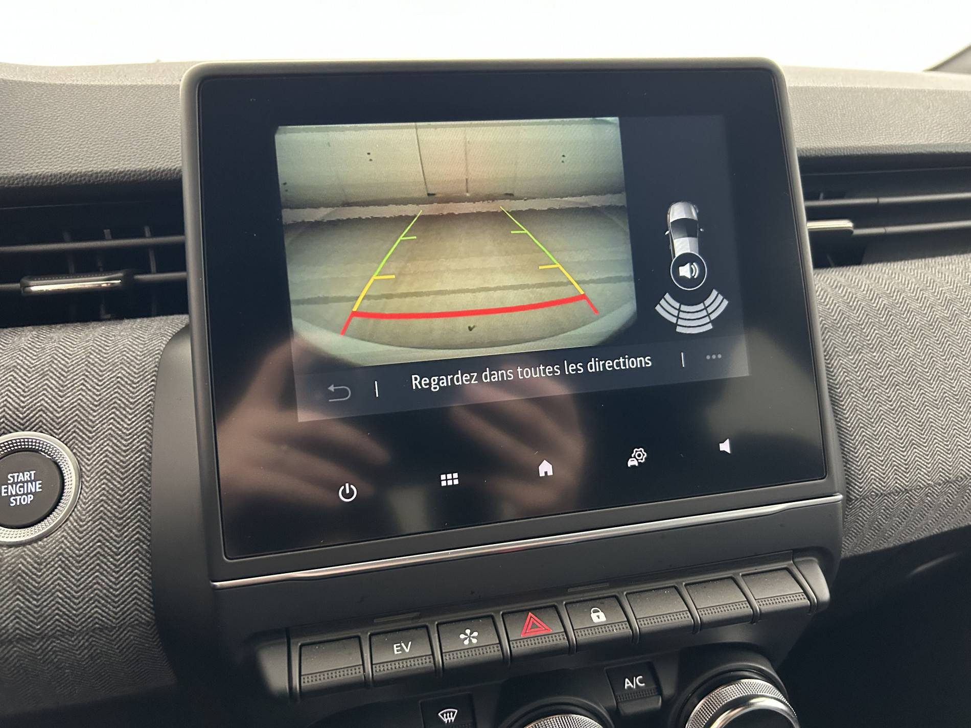 Vente en ligne Renault Clio 5 Clio E-Tech full hybrid 145 au prix de 20 000 €