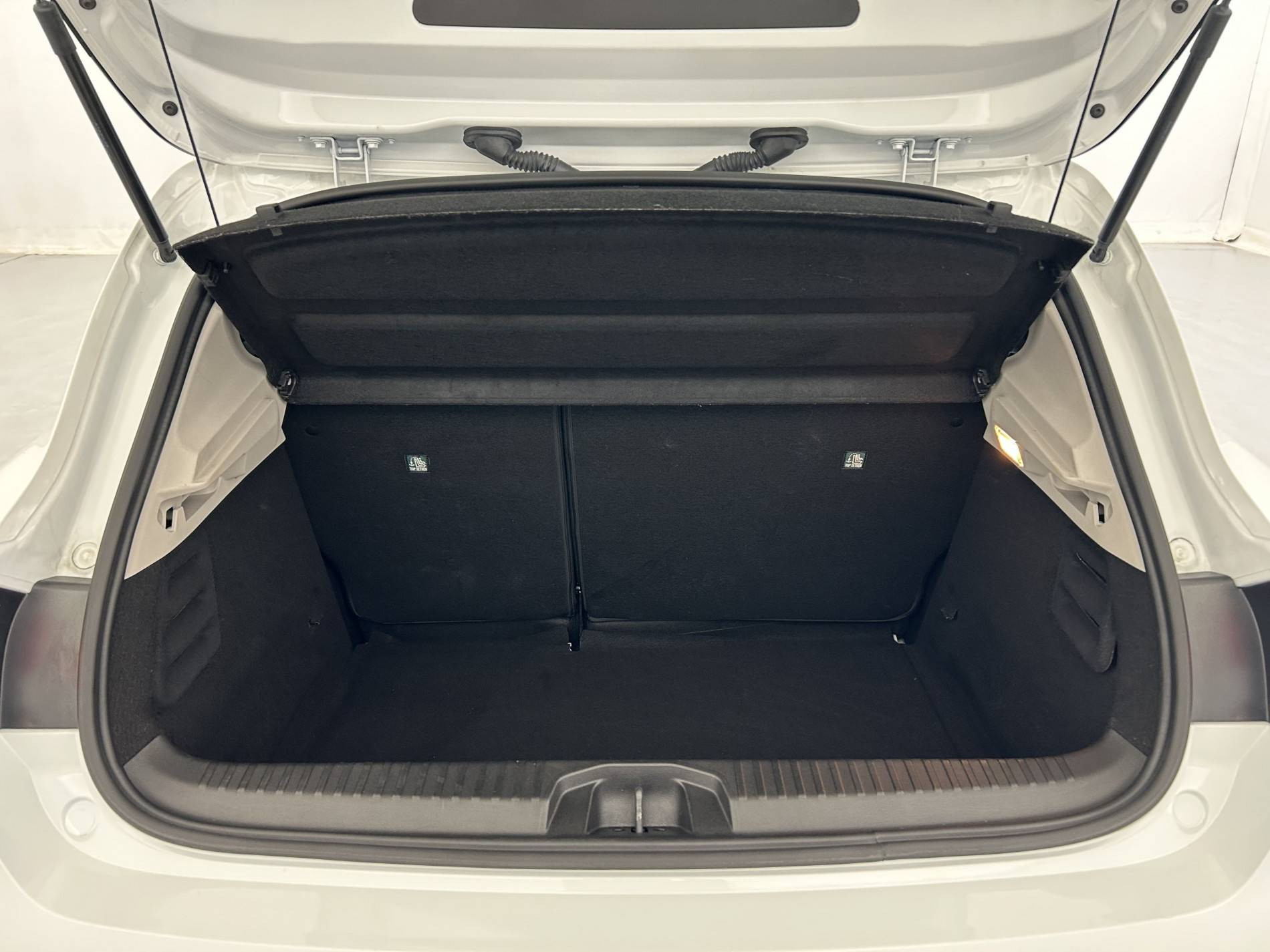 Vente en ligne Renault Clio 5 Clio TCe 100 GPL - 21N au prix de 12 600 €