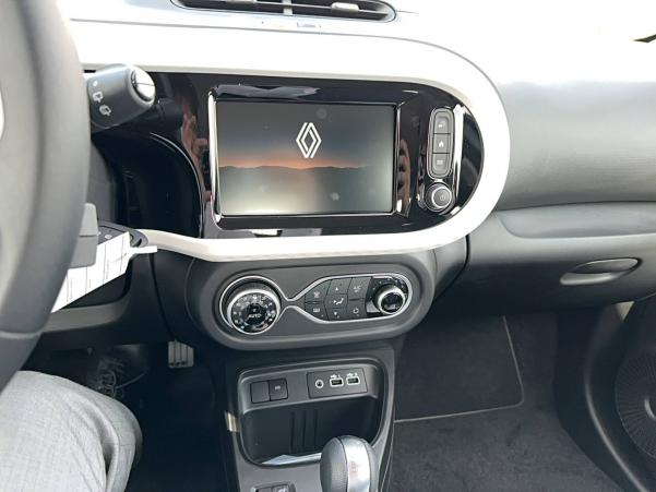 Vente en ligne Renault Twingo Electrique Twingo III E-Tech au prix de 27 300 €