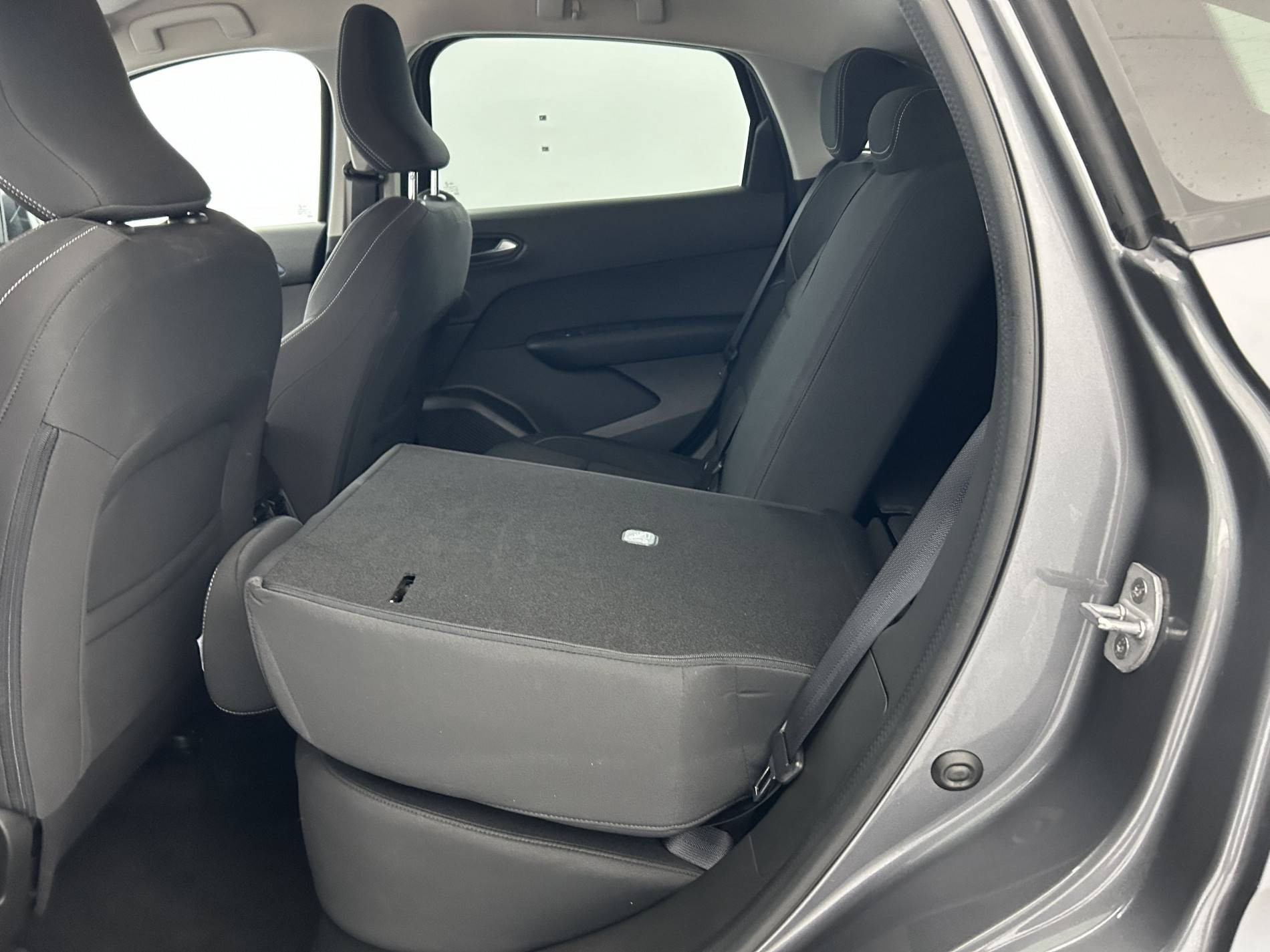 Vente en ligne Renault Arkana  mild hybrid 140 EDC FAP - 22 au prix de 19 990 €