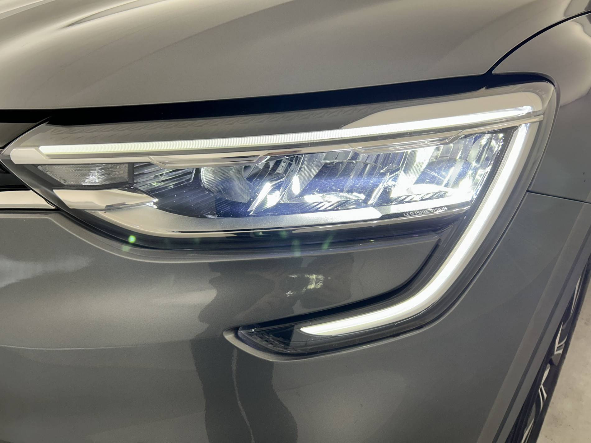 Vente en ligne Renault Arkana  mild hybrid 140 EDC FAP - 22 au prix de 19 990 €