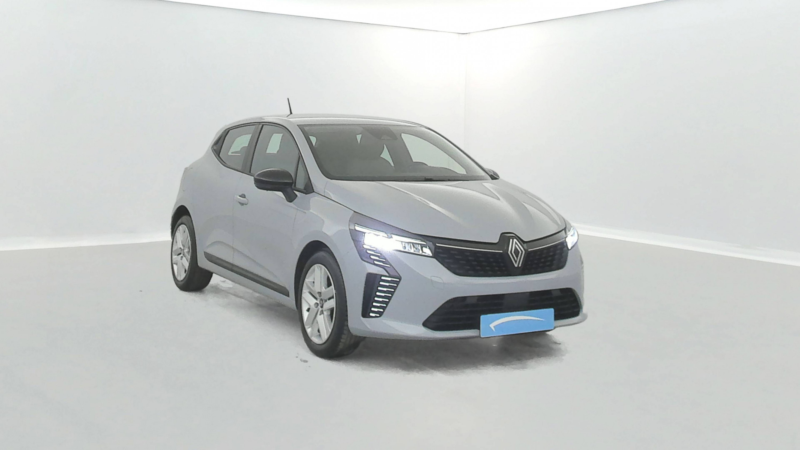 Vente en ligne Renault Clio 5 Clio TCe 90 au prix de 15 500 €