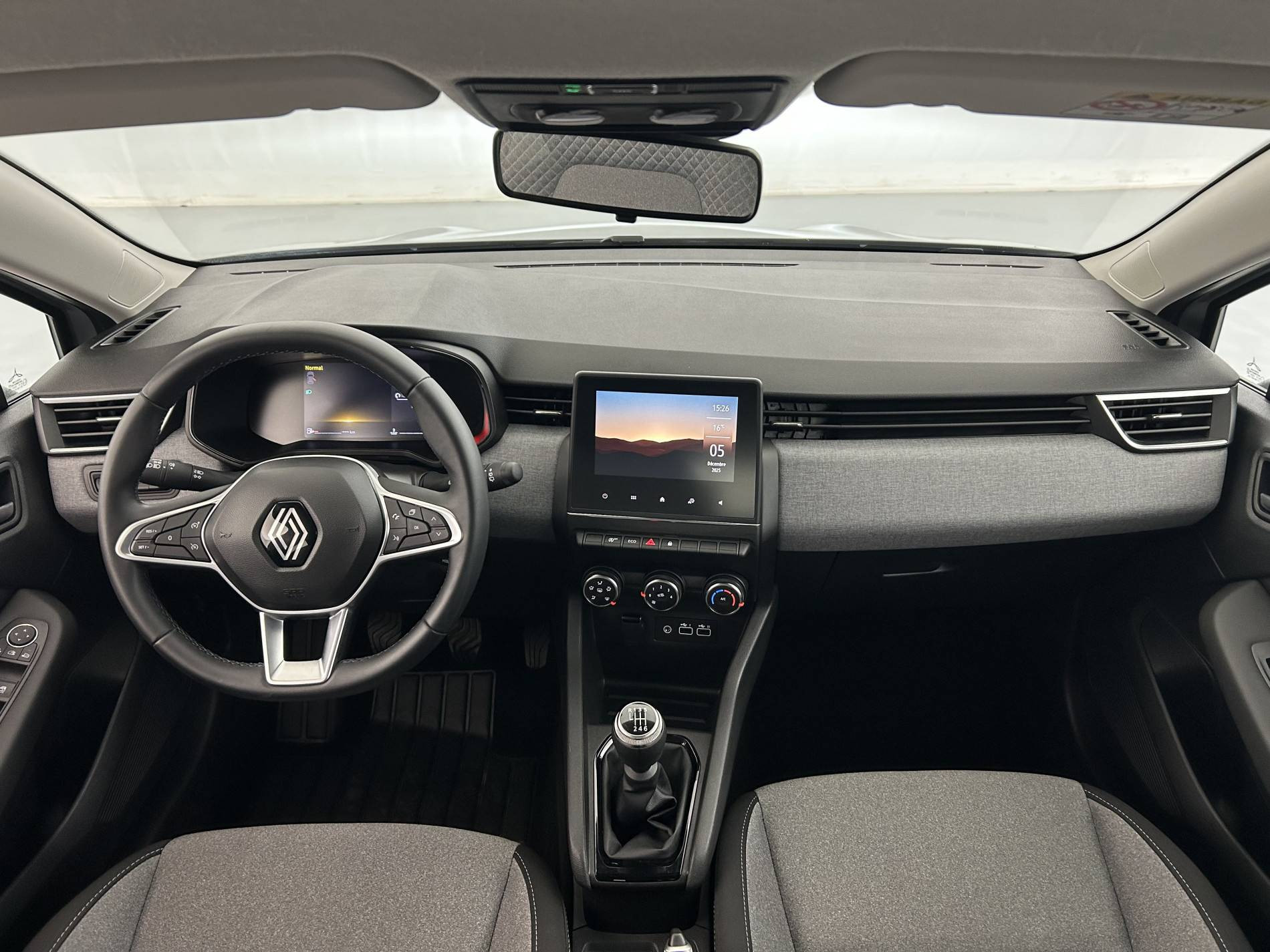 Vente en ligne Renault Clio 5 Clio TCe 90 au prix de 15 500 €